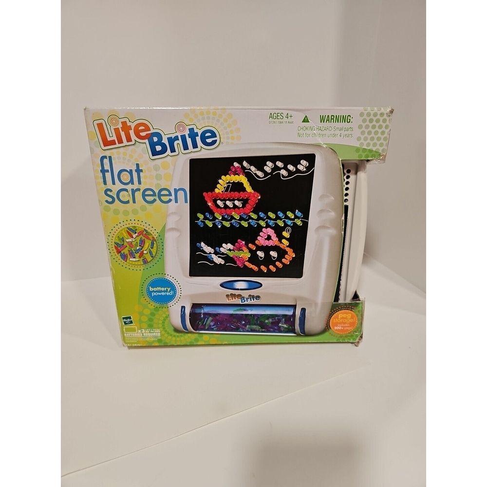 LITE BRITE FLAT SCREEN PEGS ART BATTERY POWERED BOY GIRL  ages 4 up peg storage!